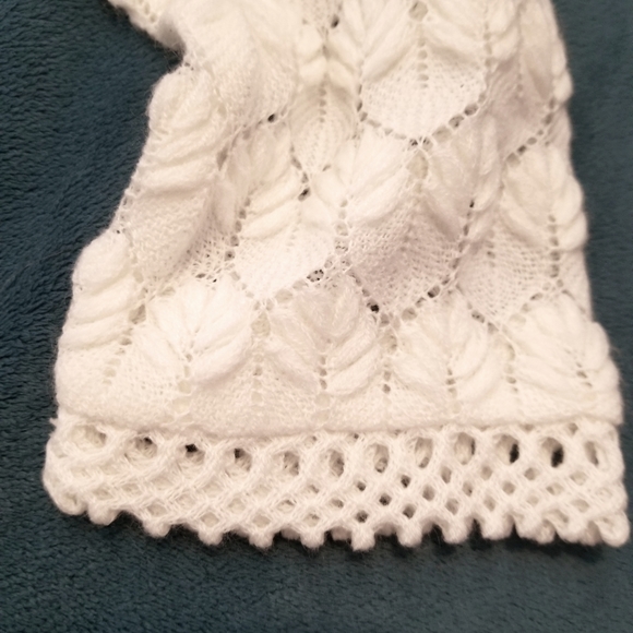 Vintage Women's Crocheted Cardigan - Picture 3 of 4